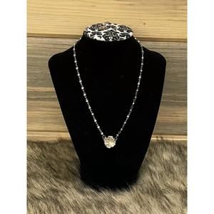 NEW ALA BLANCA JEWELRY flower necklace in gold